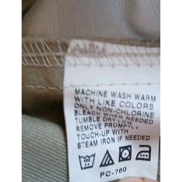 NWT MENS VanHusen W42/L29 Classic Fit-Wrinkle Free-Dress Pants "Stone" Light Tan - Picture 15 of 16